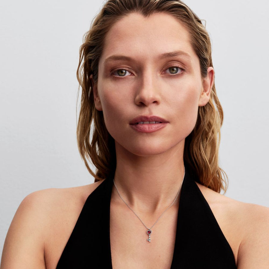 Uzlabota sirds formas atslēgas Collier kaklarota