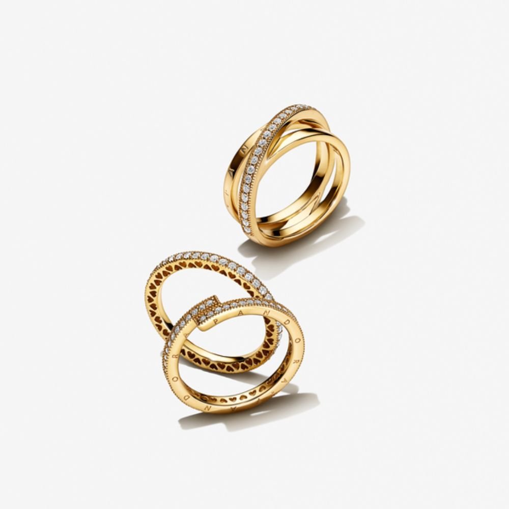 Kombinētais pavé gredzens ar trīs stīpiņām