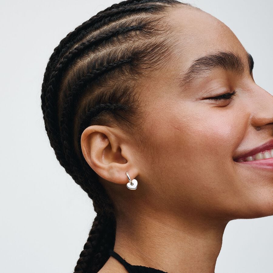 Sirds formas atvērtie stīpiņu auskari