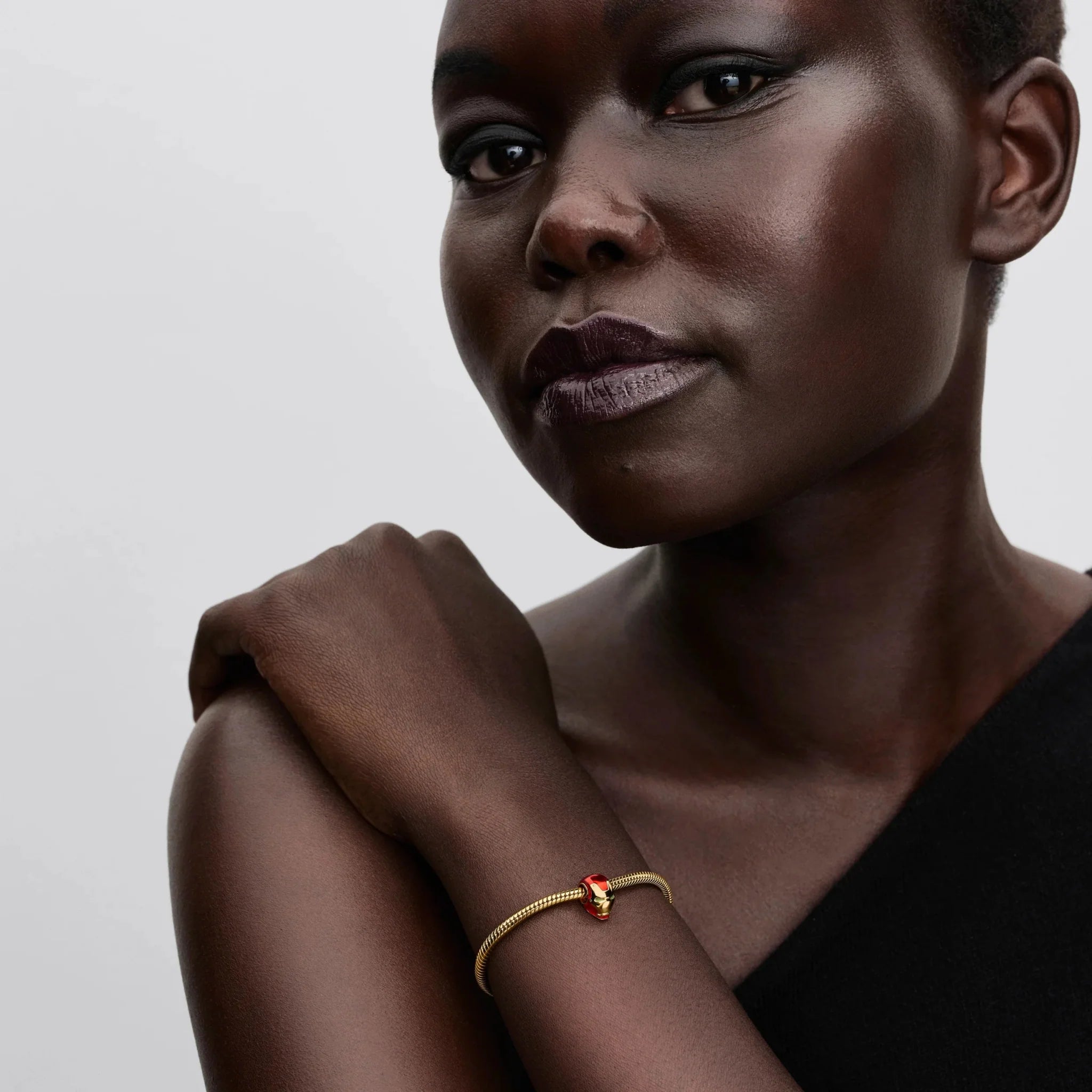 „Marvel“ karoliukas „Geležinio žmogaus šalmas“ - Pandora Lietuva