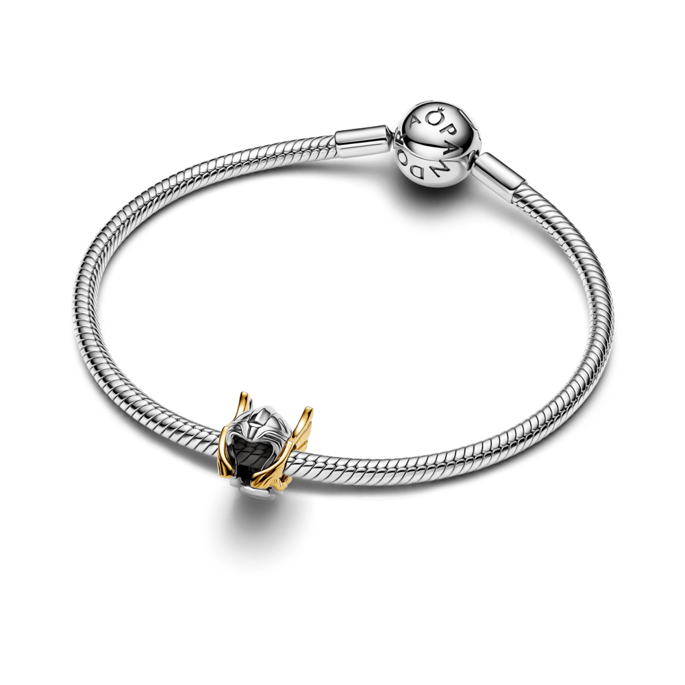 Marvel Tora Helmeta amulets