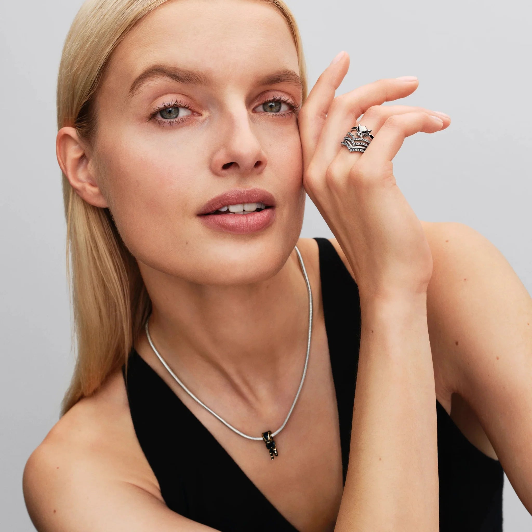 Marvel Melnās panteras gredzens