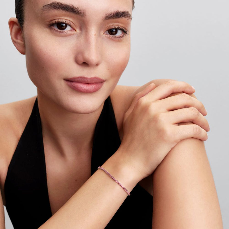 Rozā mazā tenisa aproce