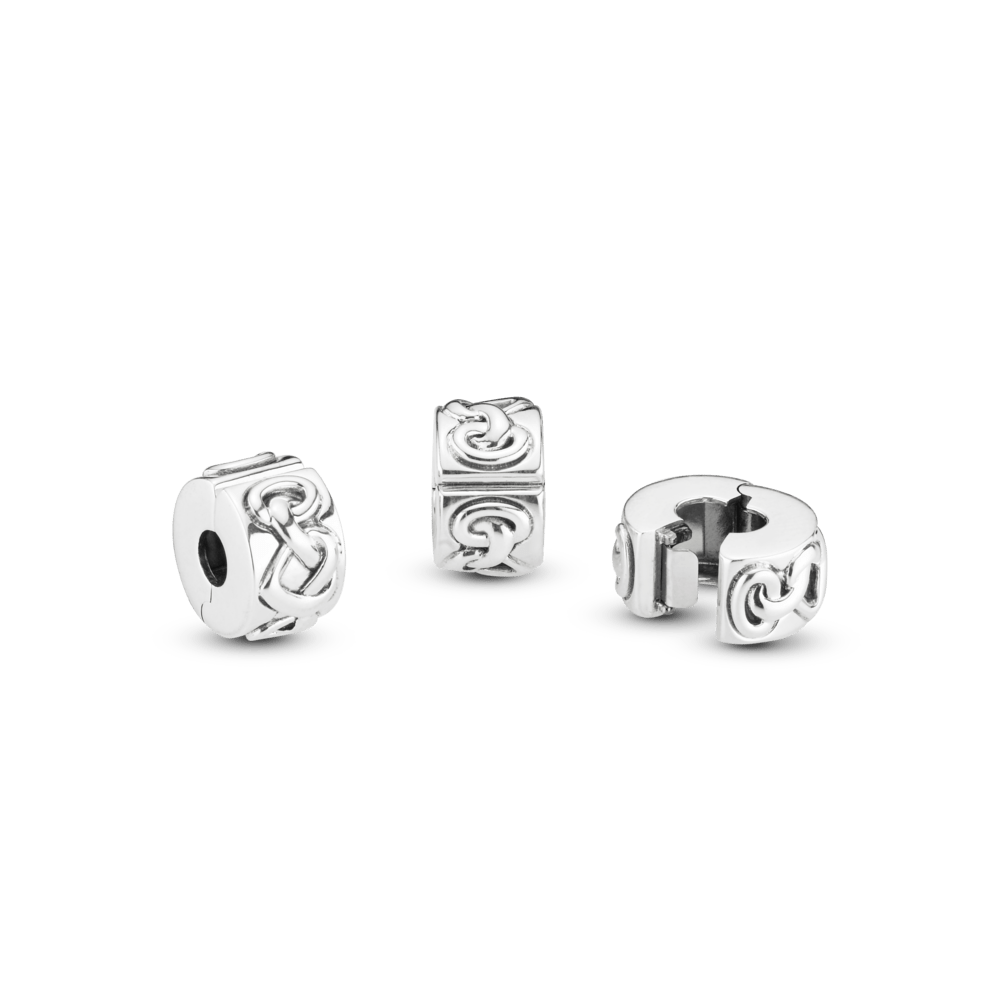 Mezglu sirsniņu amulets