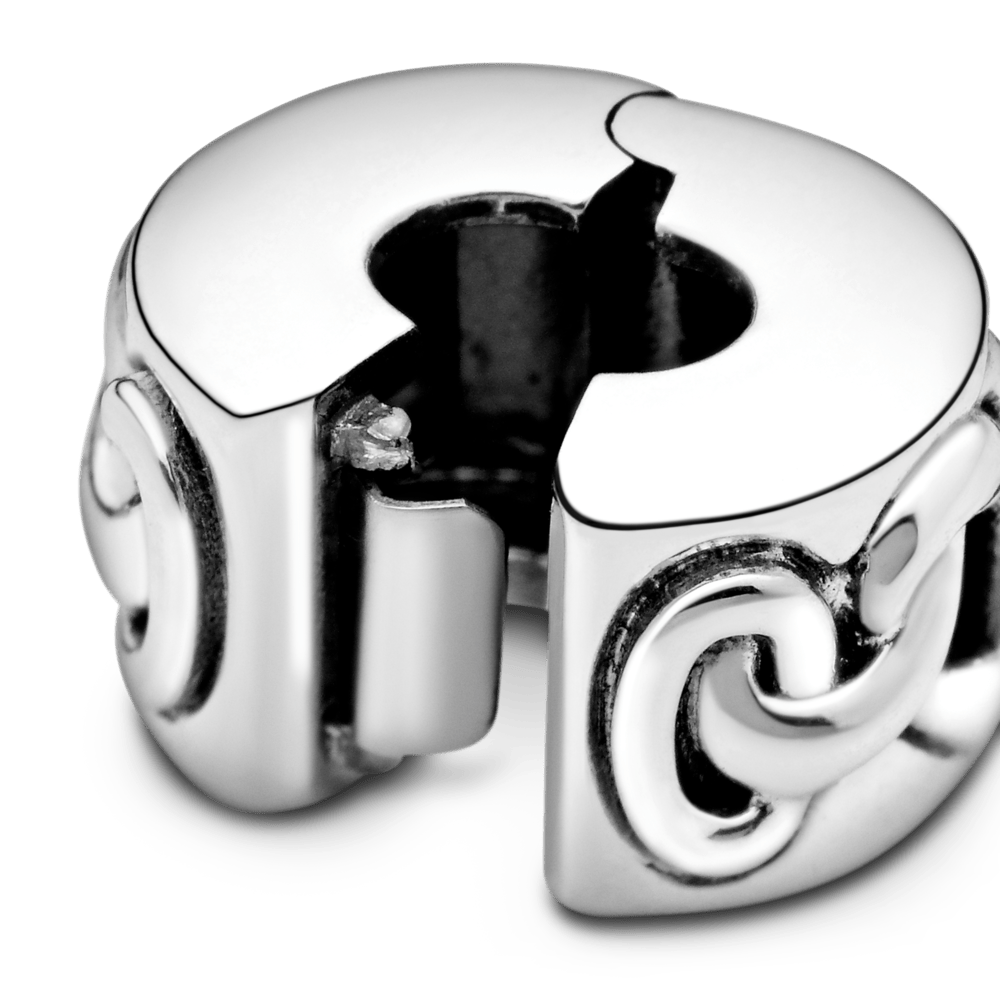 Mezglu sirsniņu amulets