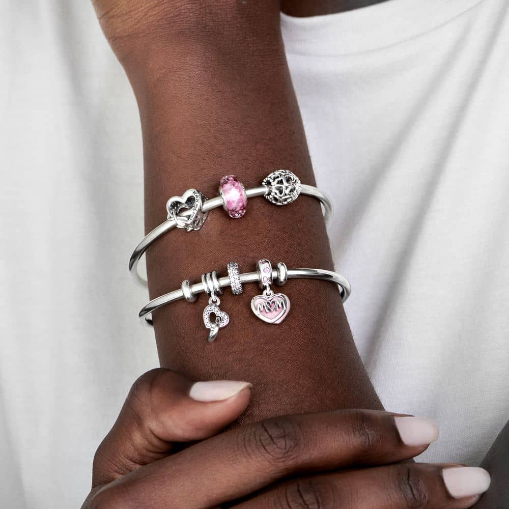 “Mammu, es tevi mīlu” sirsniņamulets ar bezgalības motīvu