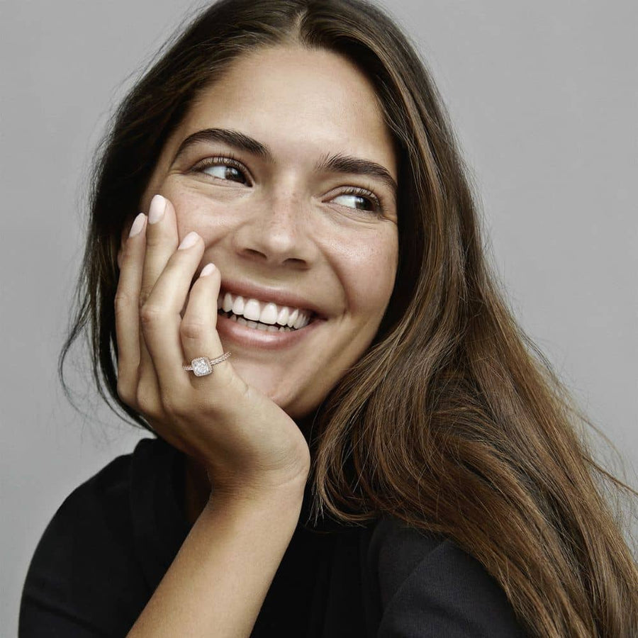 Mirdzošs kvadrātveida Halo gredzens