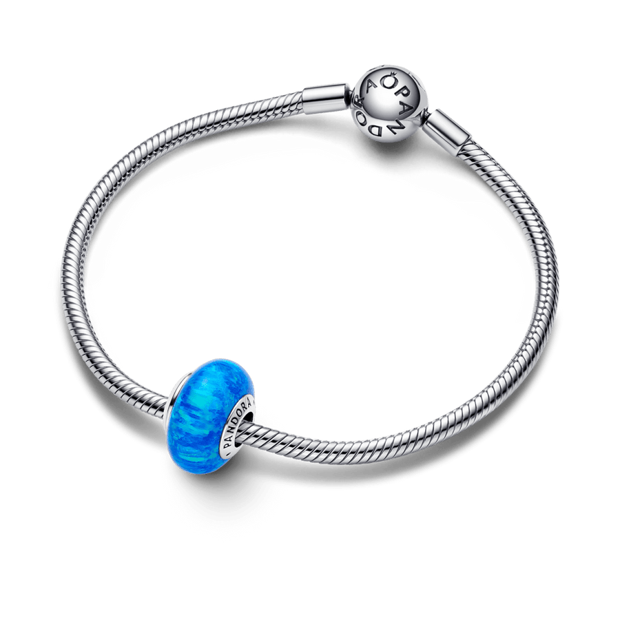 Lāsmojošais zilais okeāna amulets