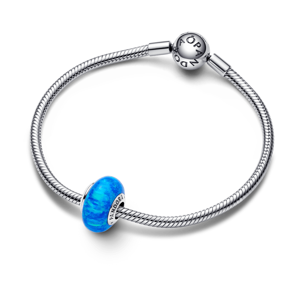Lāsmojošais zilais okeāna amulets