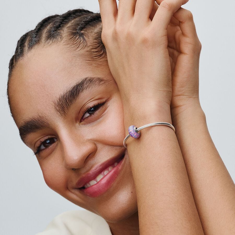 Opalescējošais violetais amulets