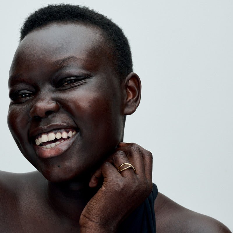 Organiskas formas bezgalības gredzens