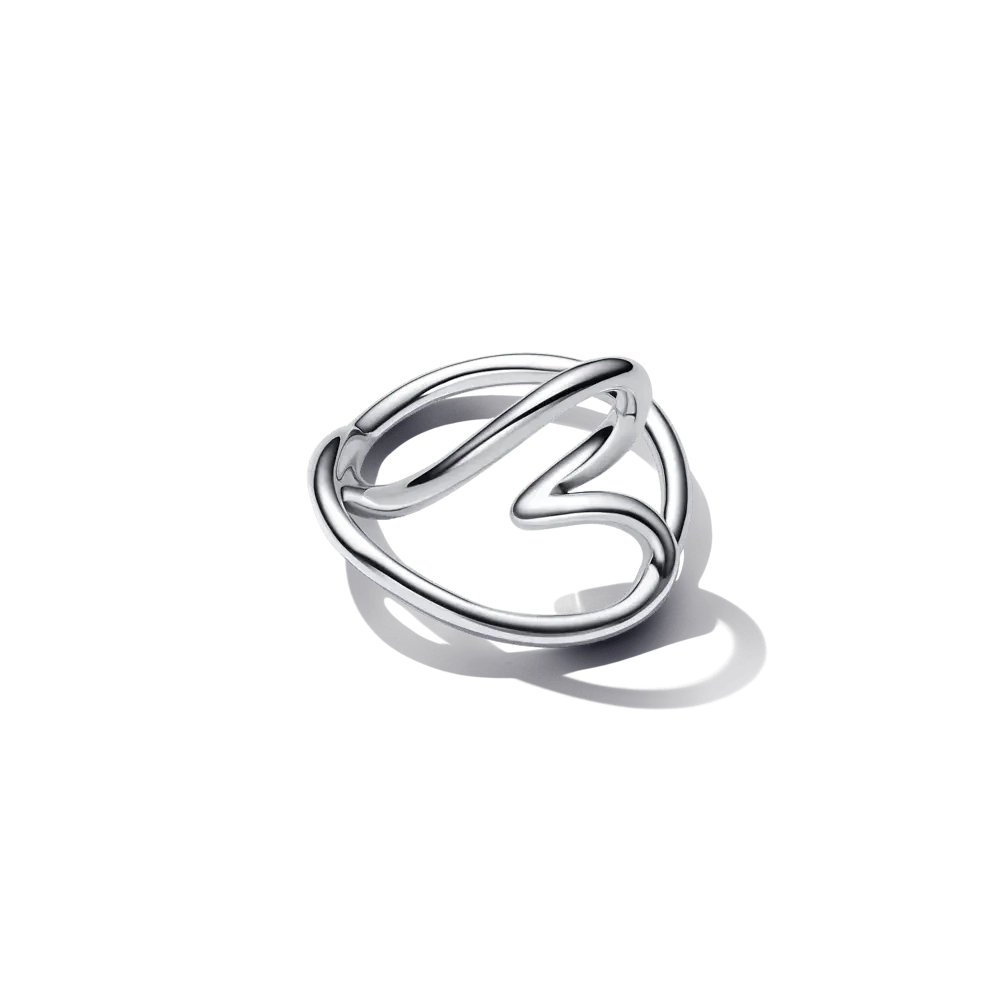 Dabiskas formas sirds gredzens