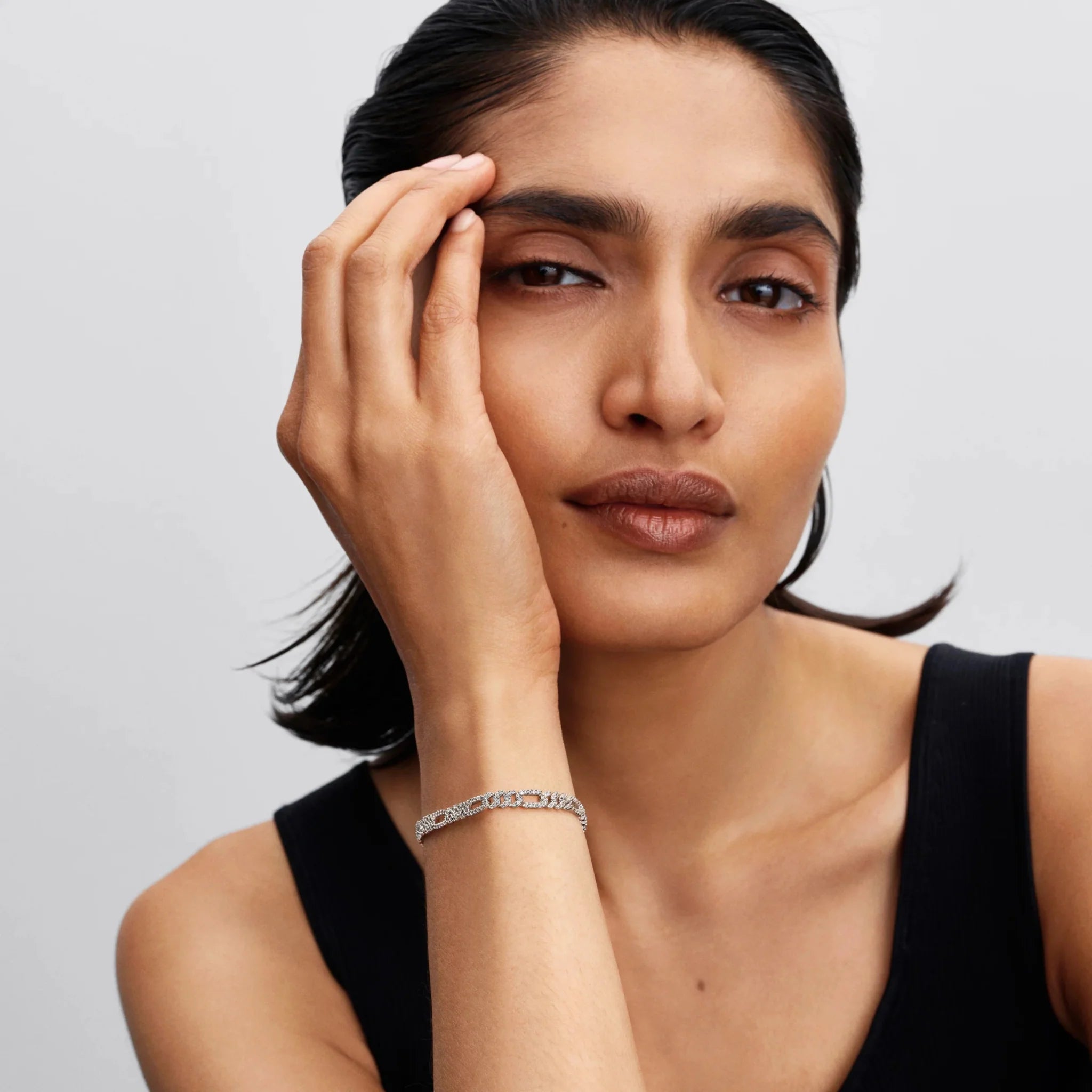 Ovālā Kubas ķēdes rokassprādze