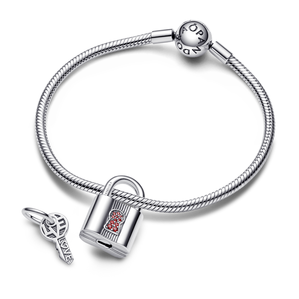 Piekarināmais slēdzenes un atslēgas amulets