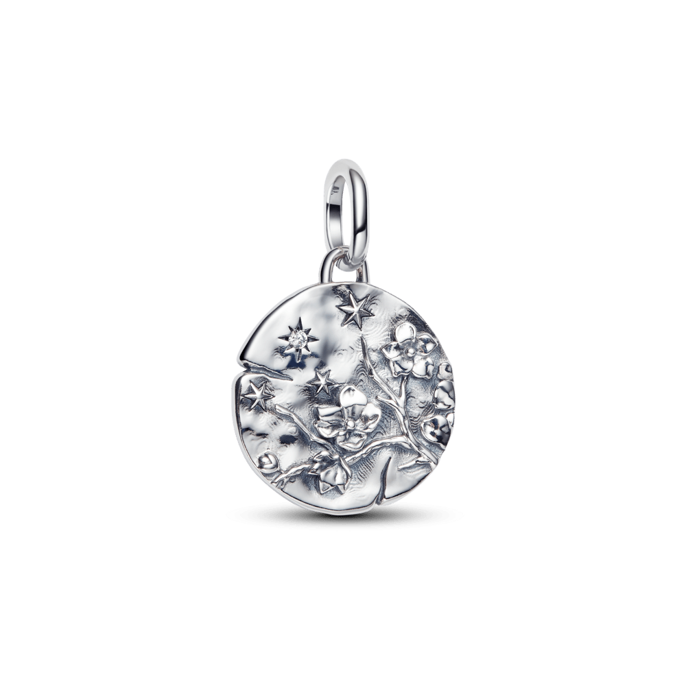 Ziedošā ķirša medaljona amulets