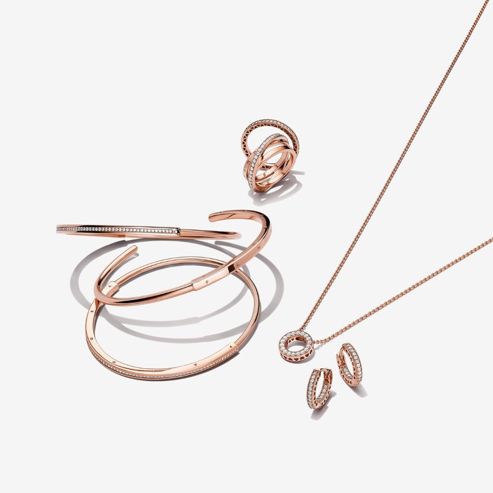 Pandora Signature kolekcijas I-D aproce