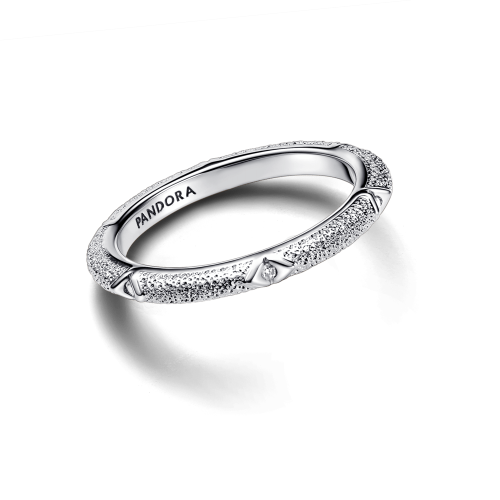 Pandora ME tekstūras un akmentiņu gredzens