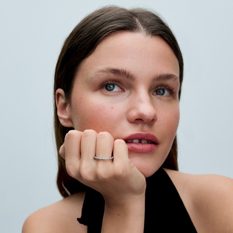 Pandora ME tekstūras un akmentiņu gredzens