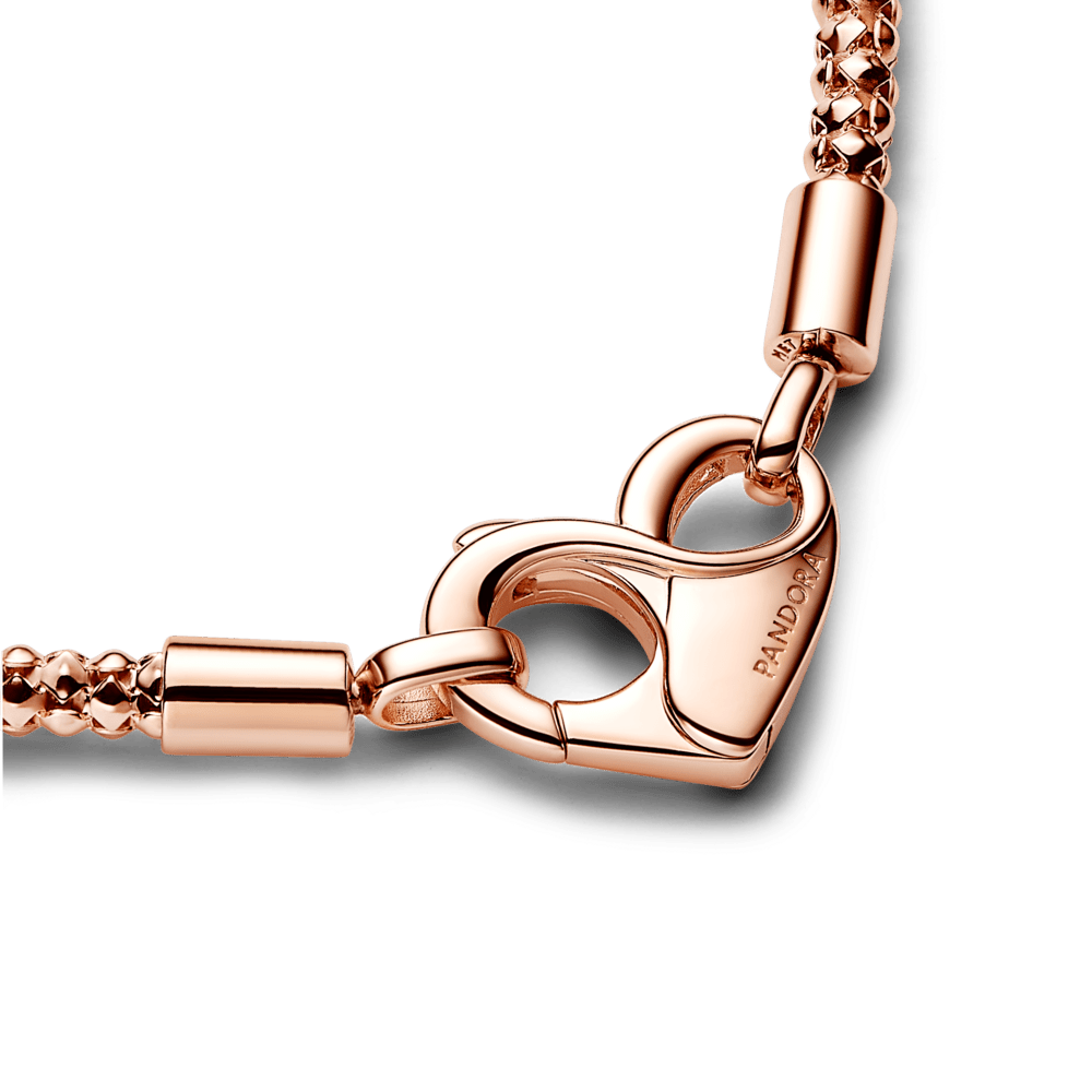 Pandora Moments savītā rokassprādze