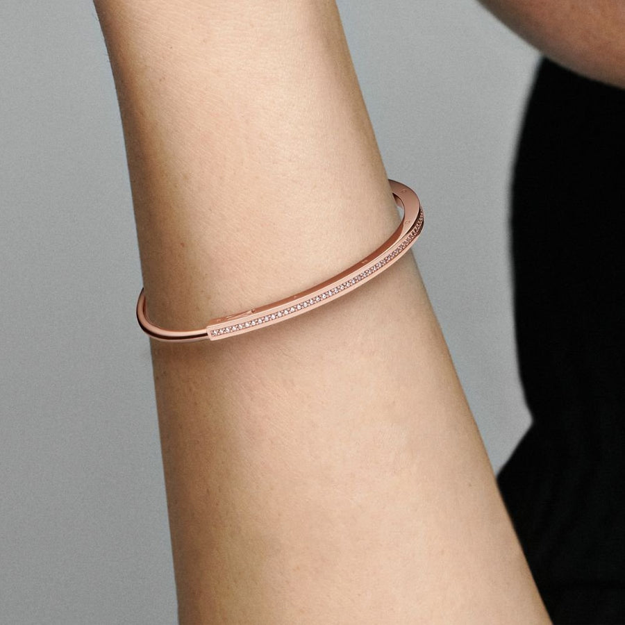 Pandora Signature I-D pavé aproce