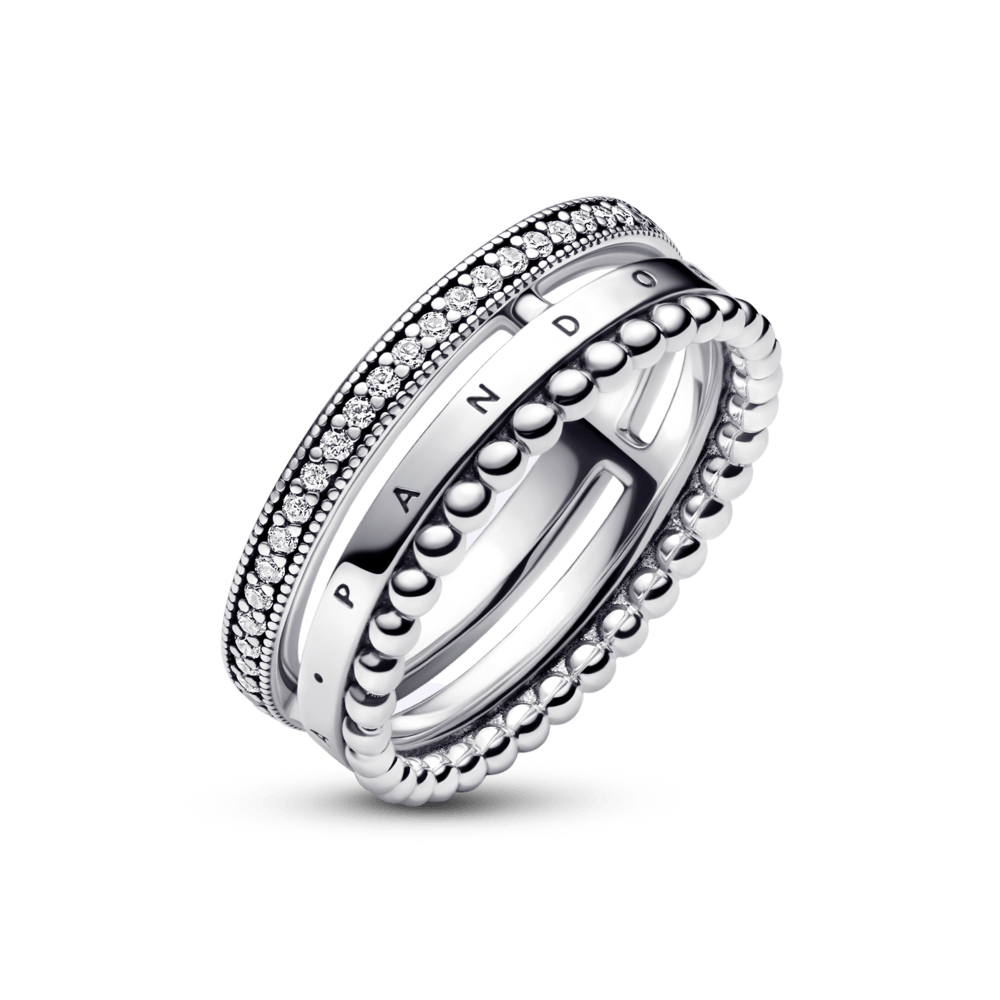 Pavé un lodīšu gredzens ar Pandora Signature logotipu