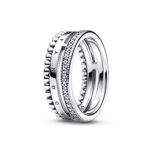 Pavé un lodīšu gredzens ar Pandora Signature logotipu