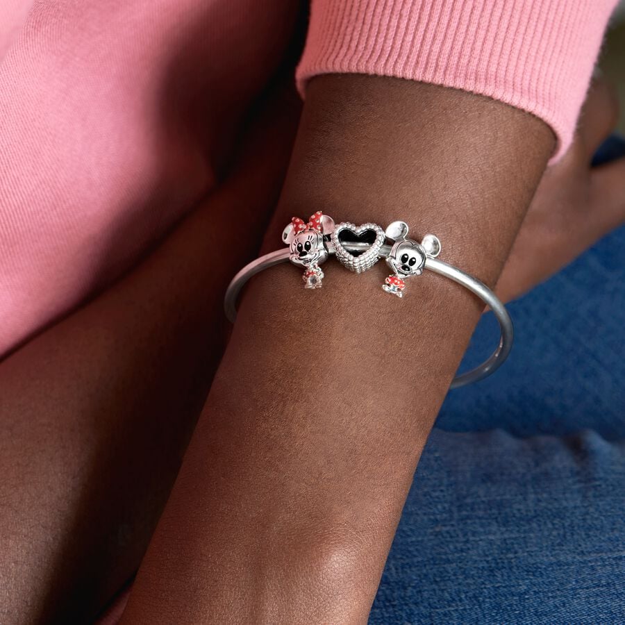 Disney Minnijas punktotās kleitas un lentītes amuletus