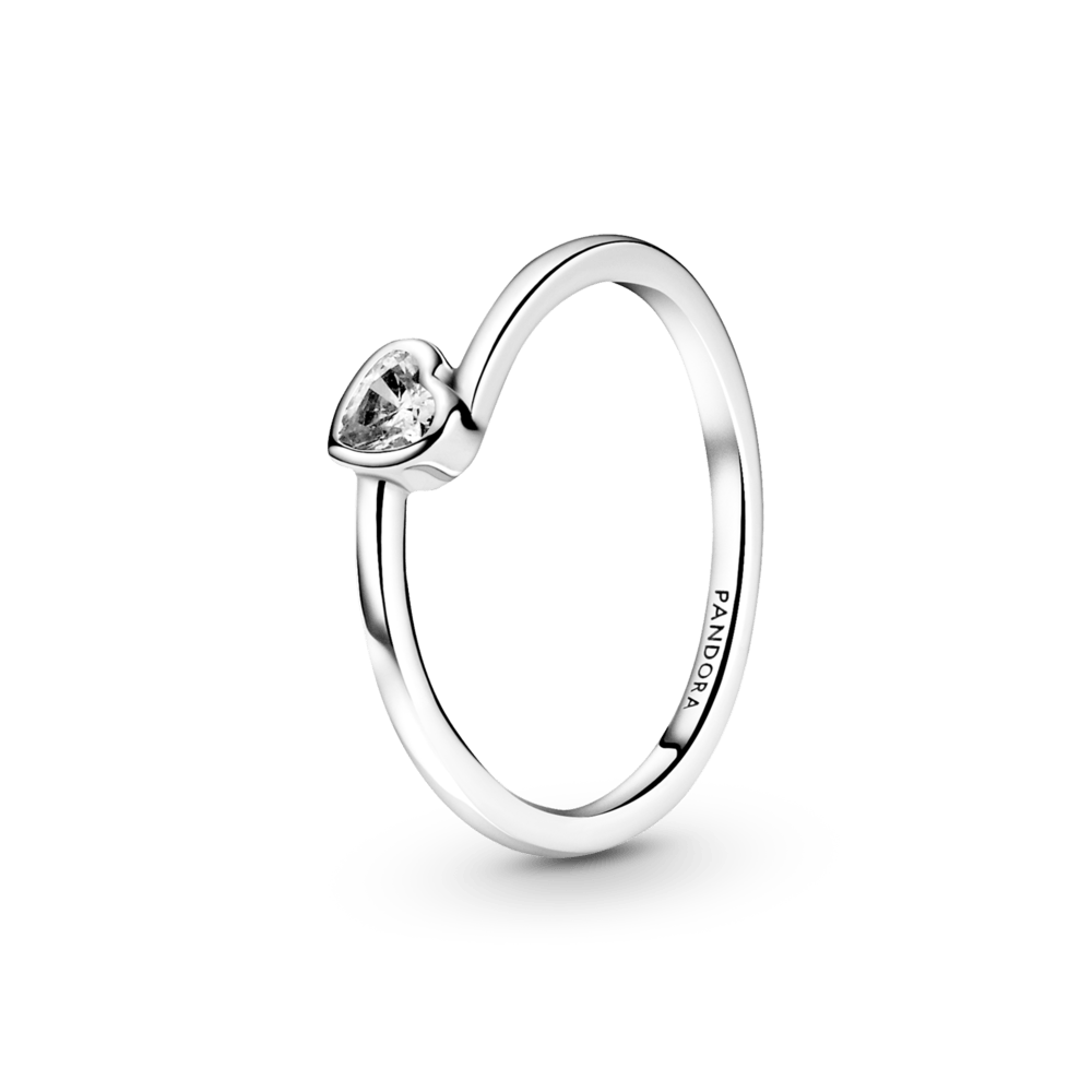 Caurspīdīgais sasvērtās sirds gredzens