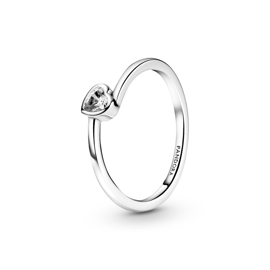 Caurspīdīgais sasvērtās sirds gredzens