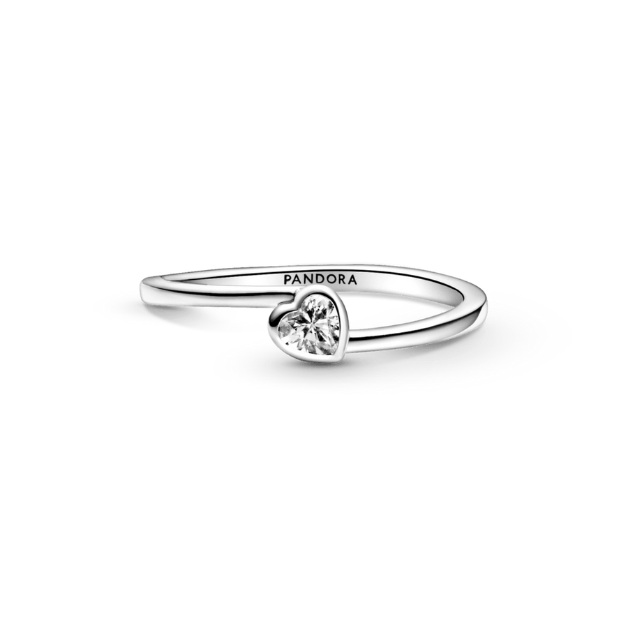 Caurspīdīgais sasvērtās sirds gredzens