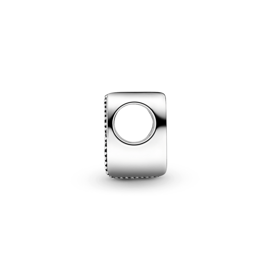 A burta alfabēta amulets