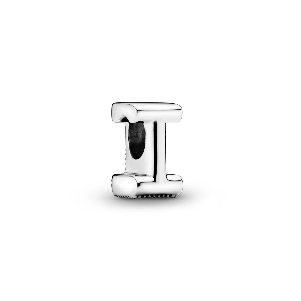 I burta alfabēta amulets