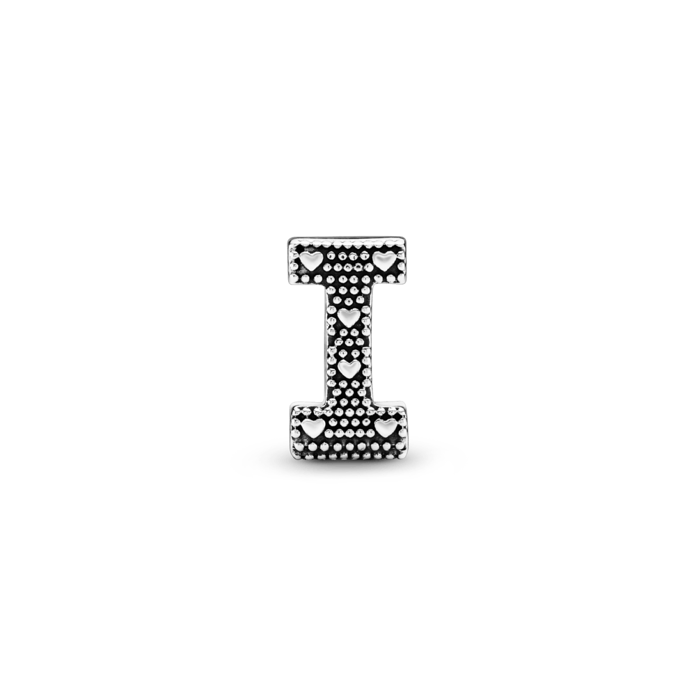 I burta alfabēta amulets