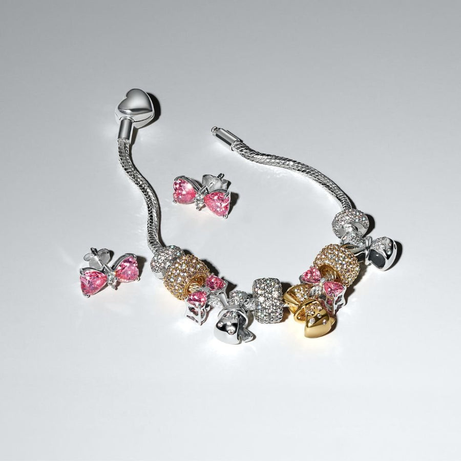 Rozā bantīšu amulets