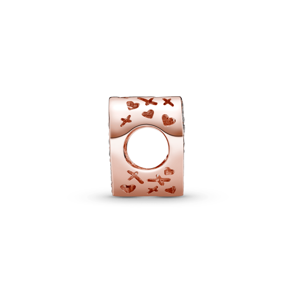 Mirdzošs sirds amulets
