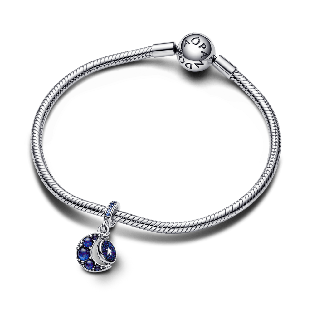 Dzirkstoši rotējošais mēness piekariņš