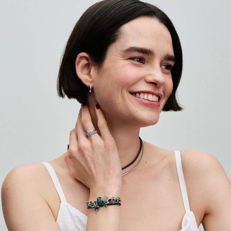 Mirdzošs viļņveida gredzens