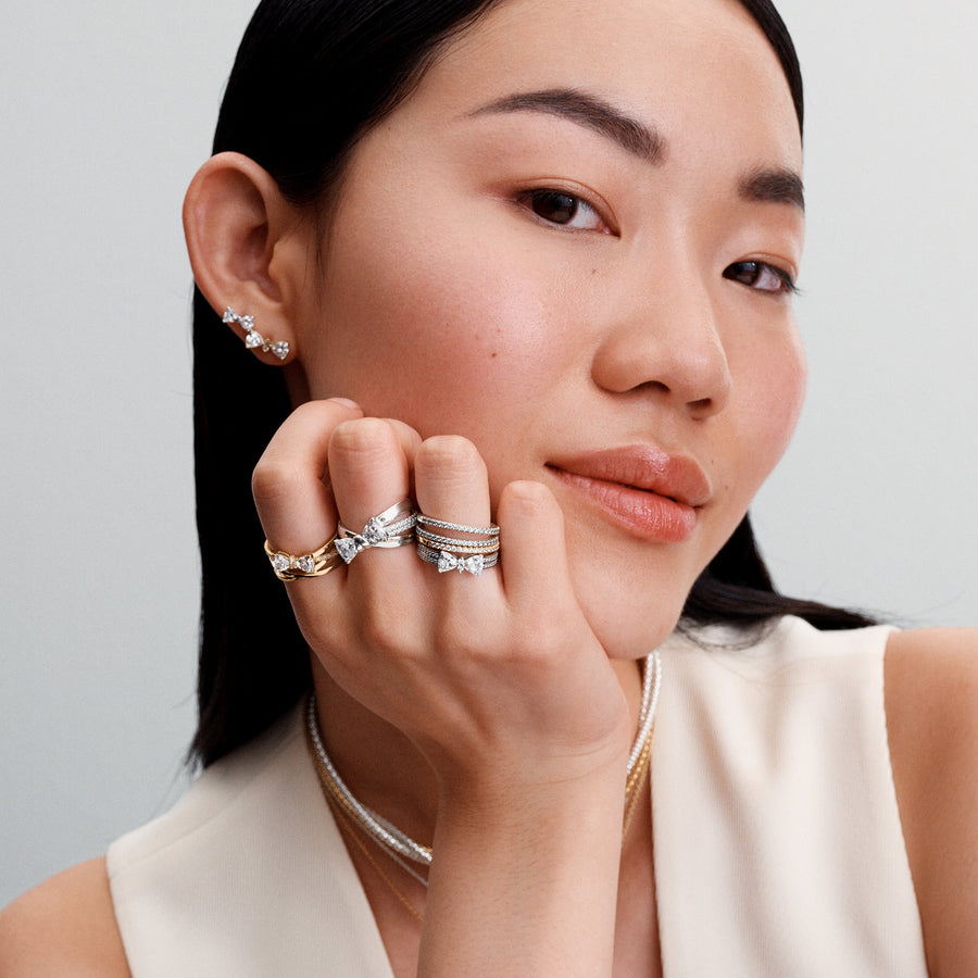 Mirdzoša tauriņa divrindu gredzens