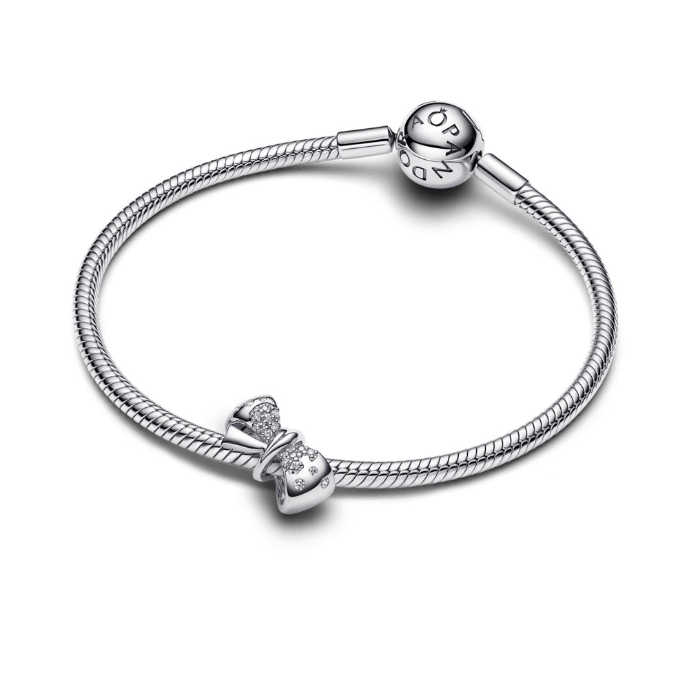 Mirdzošā tauriņa amulets