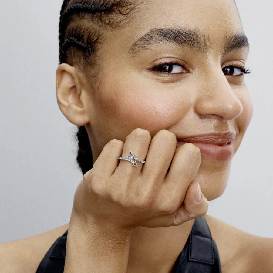 Mirdzošais bultas gredzens