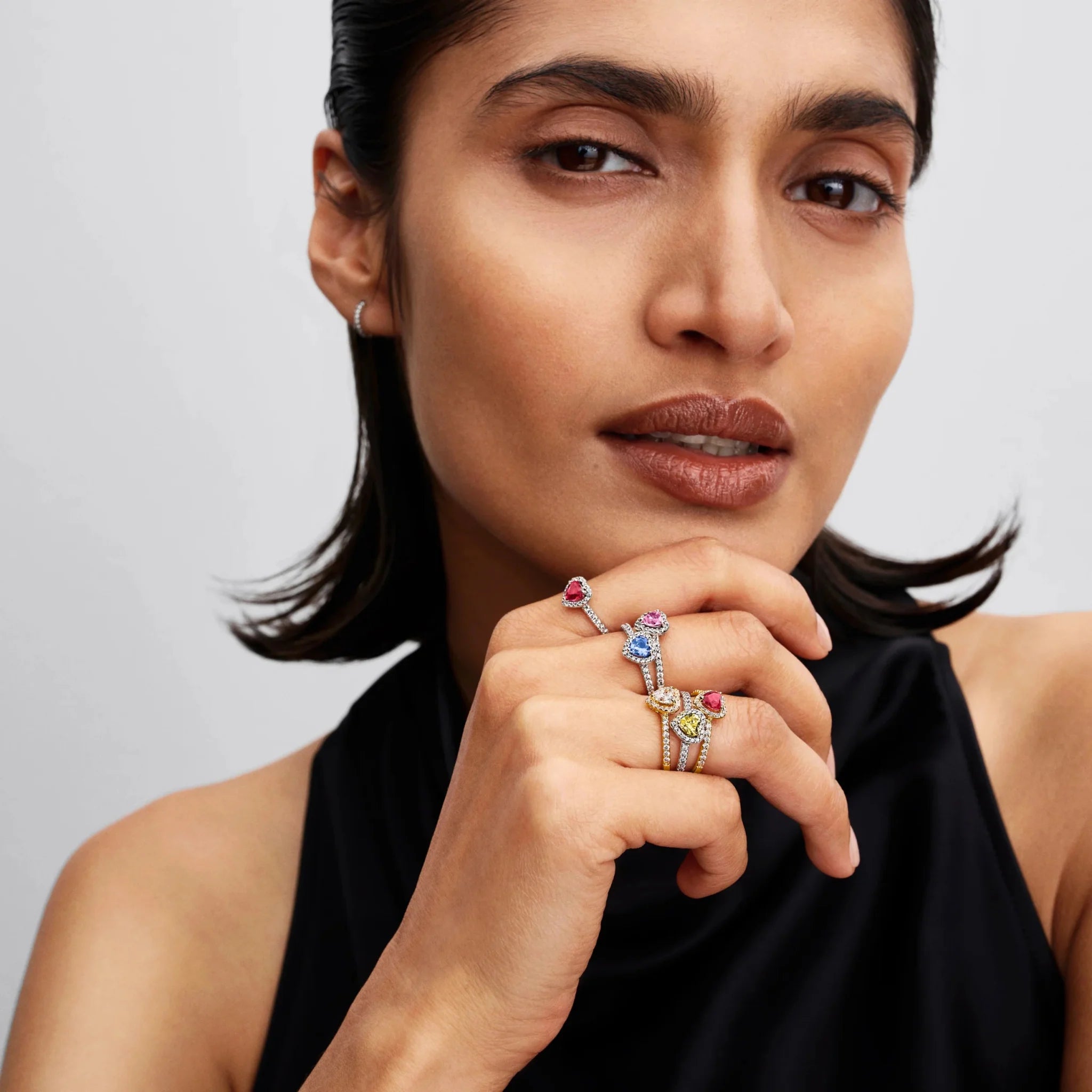 Uzlabots mirdzošais sirds gredzens