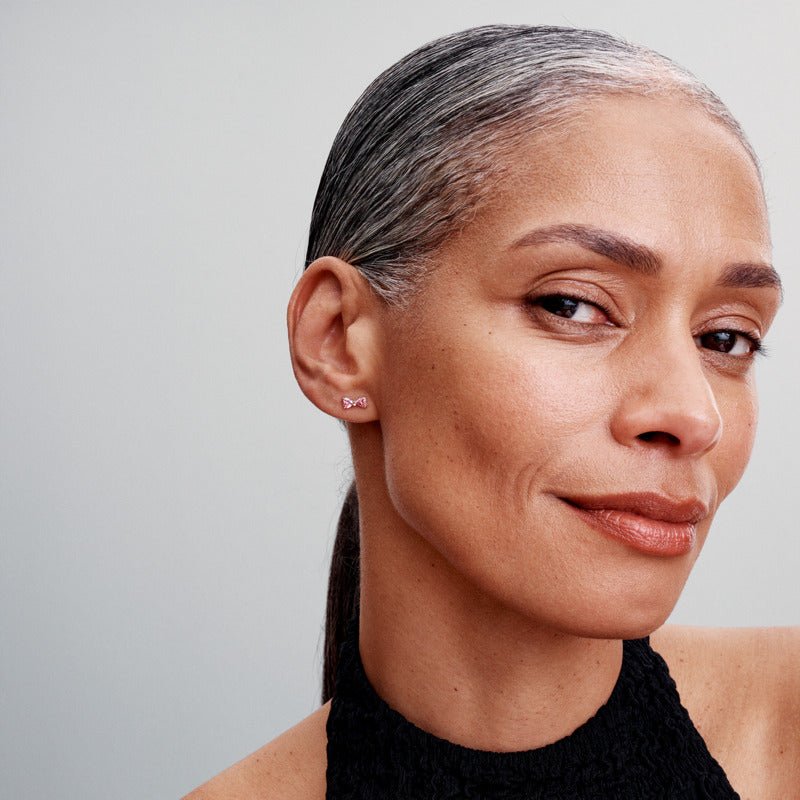 Dāvanu komplekt: Bantīšu kulona kaklarota & Stīpiņu auskari Mirdzošais rozā tauriņš