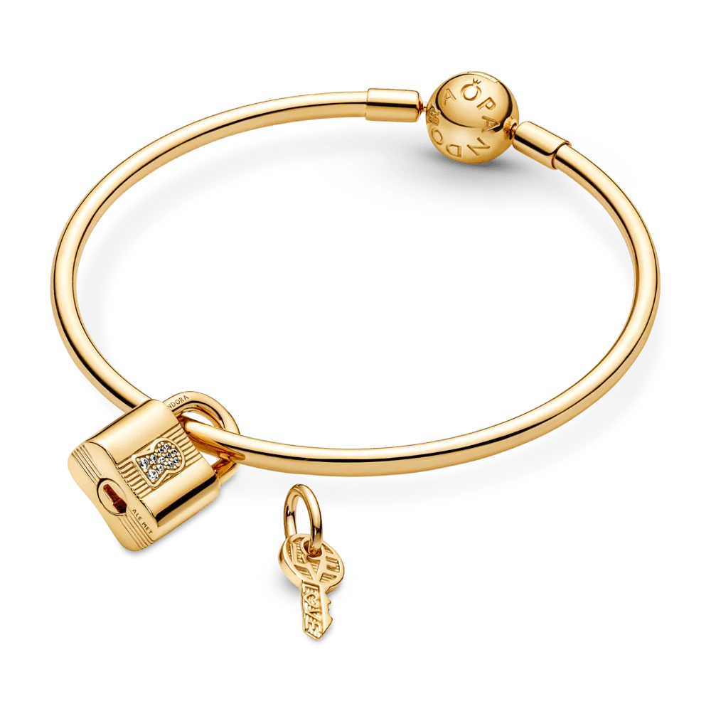 Piekarināmais slēdzenes un atslēgas amulets