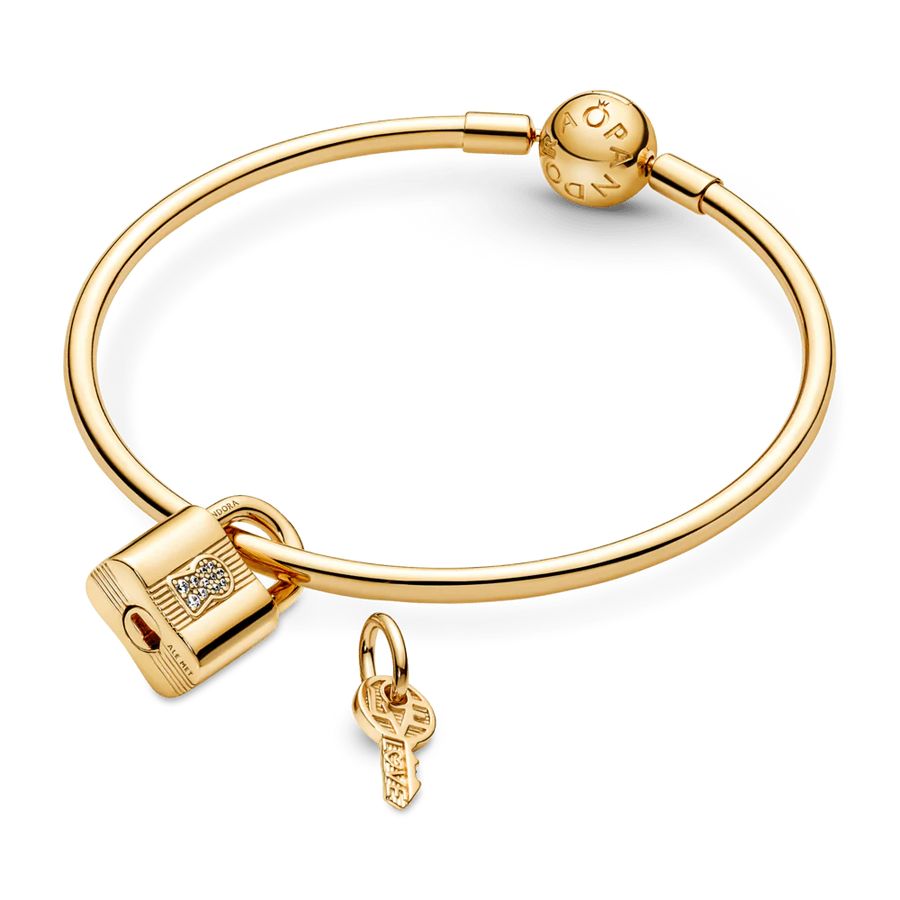 Piekarināmais slēdzenes un atslēgas amulets