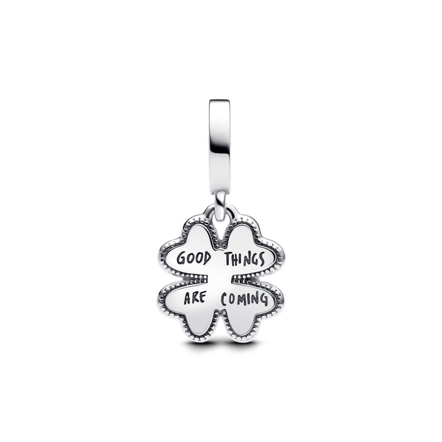 Kustināms četrlapu āboliņa laboratorijā audzēta dimanta amulets