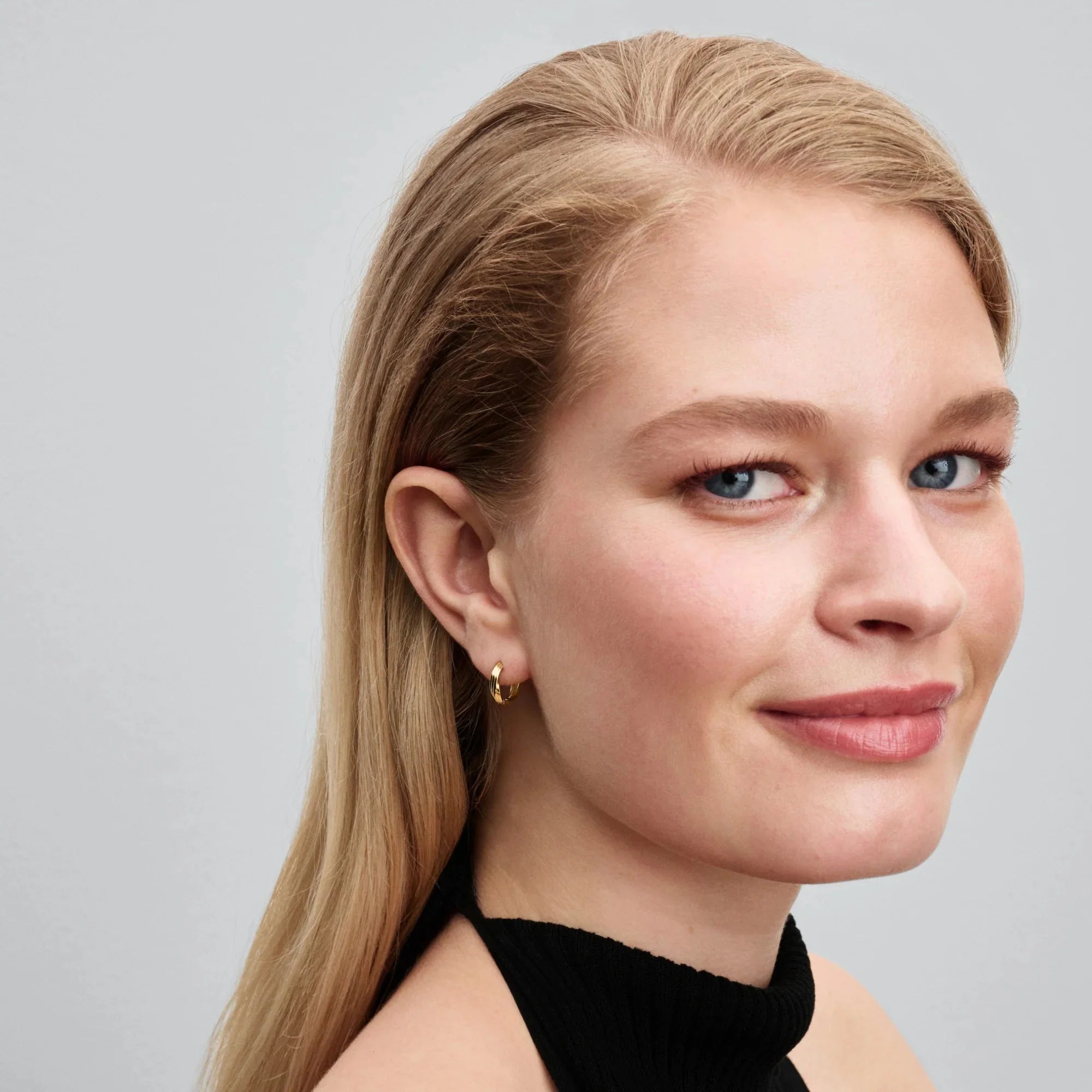 Savītie Huggie auskari