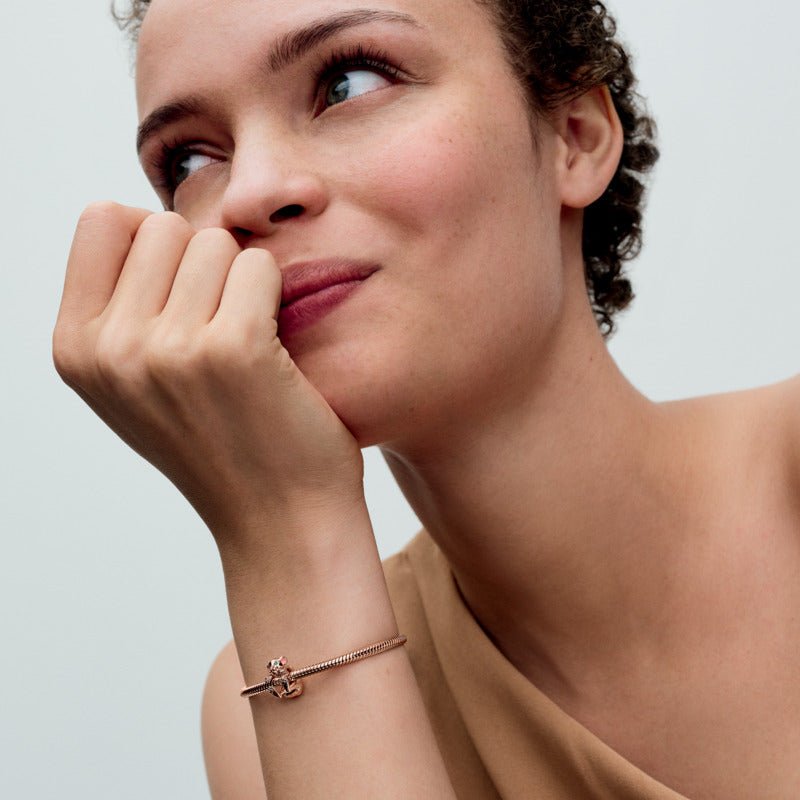 Disney The Lion King Nala amulets