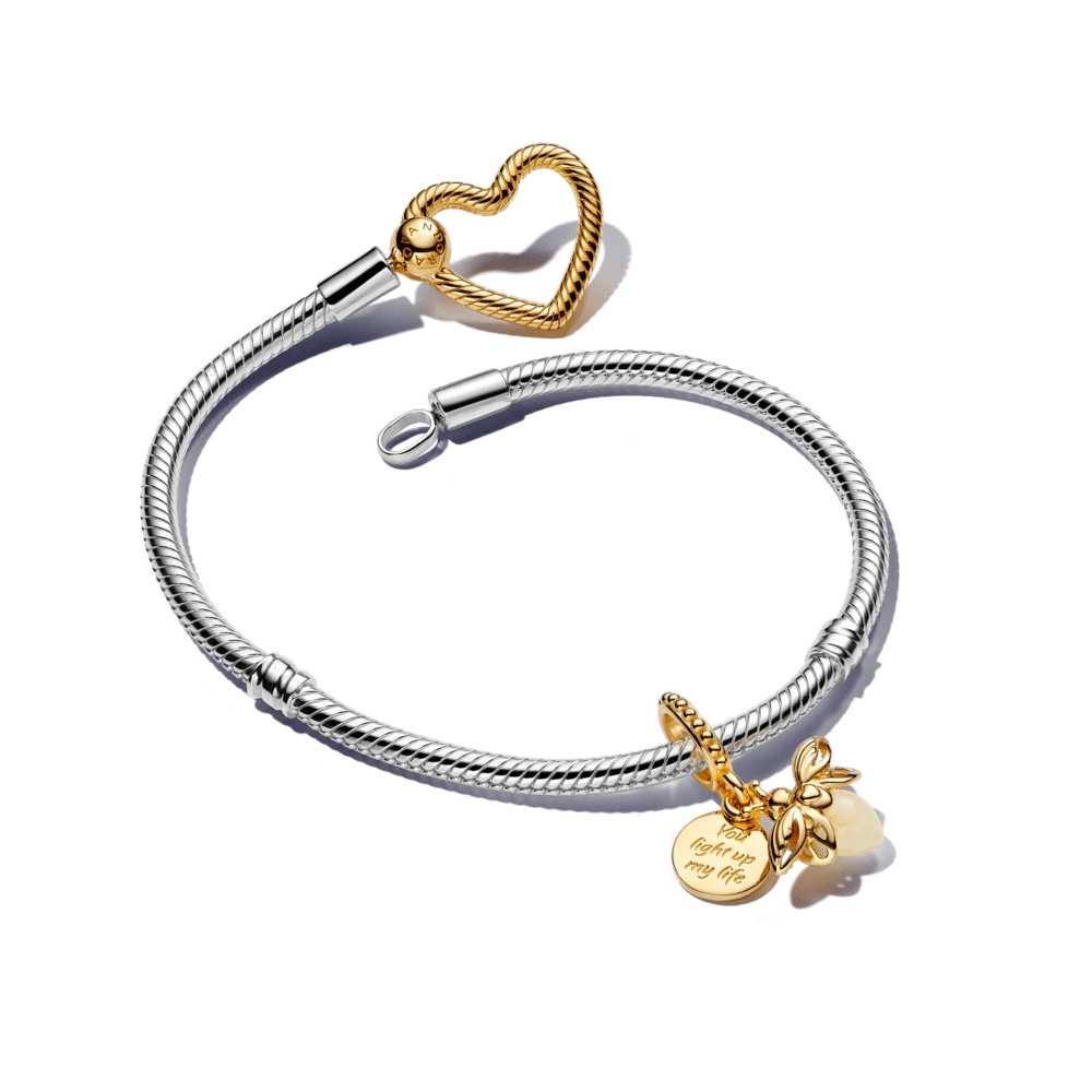 Tumsā mirdzoša jāņtārpiņa amulets