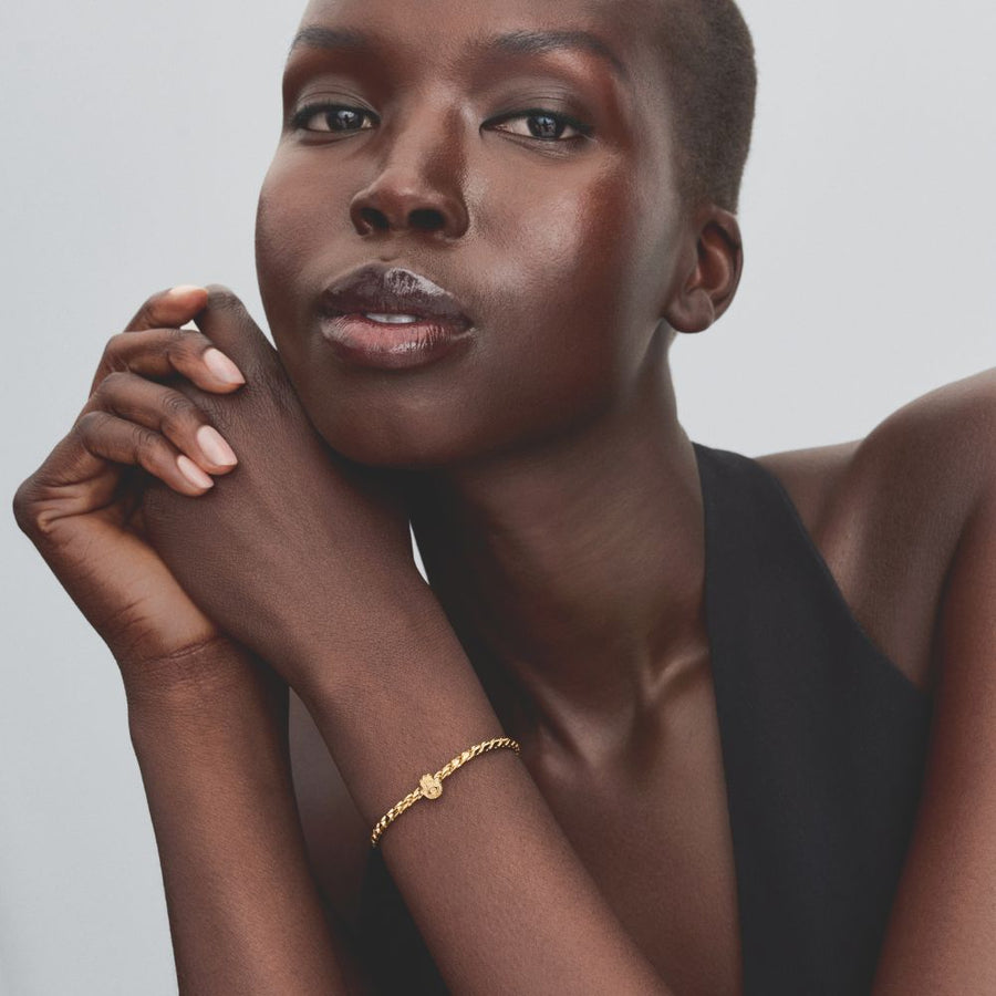 Teksturēts Hamsa rokas amulets