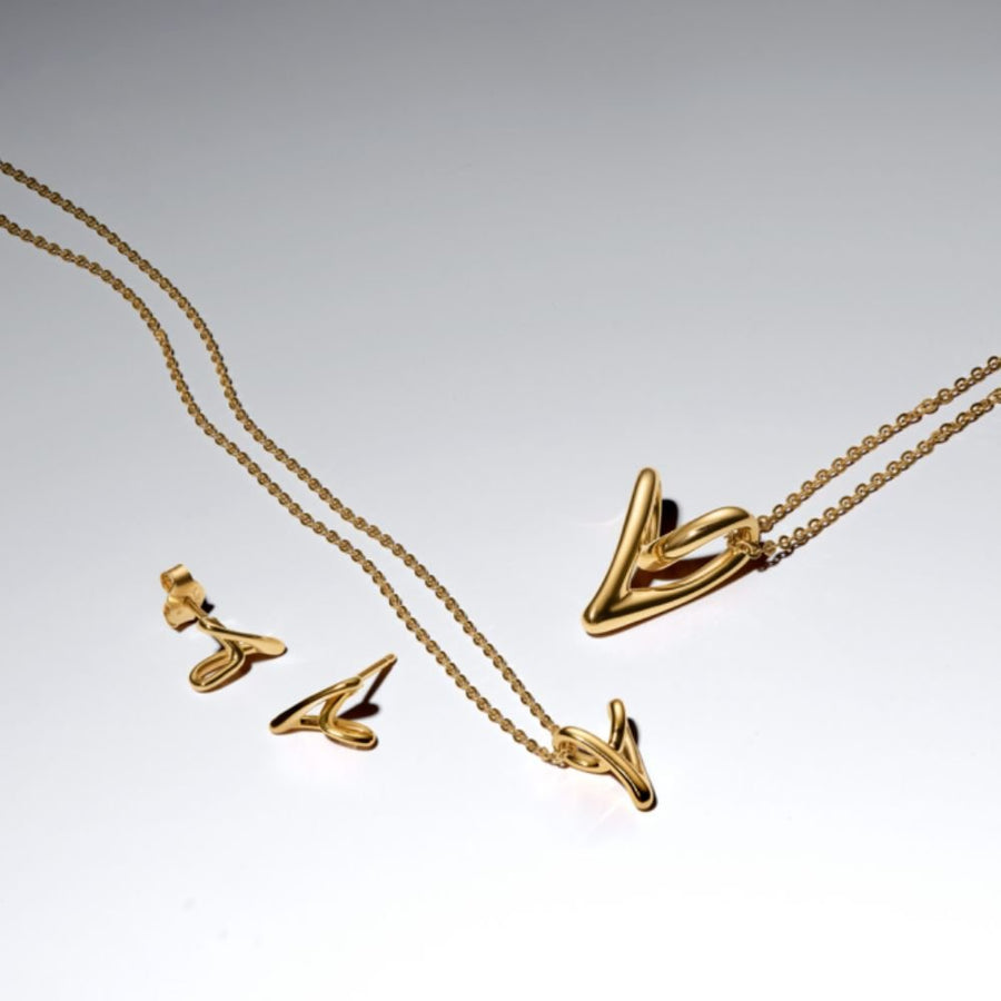 Organiskas formas sirds formas mazā kulona kaklarota